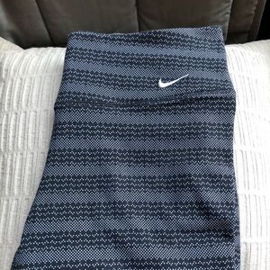 Nike crop leggings